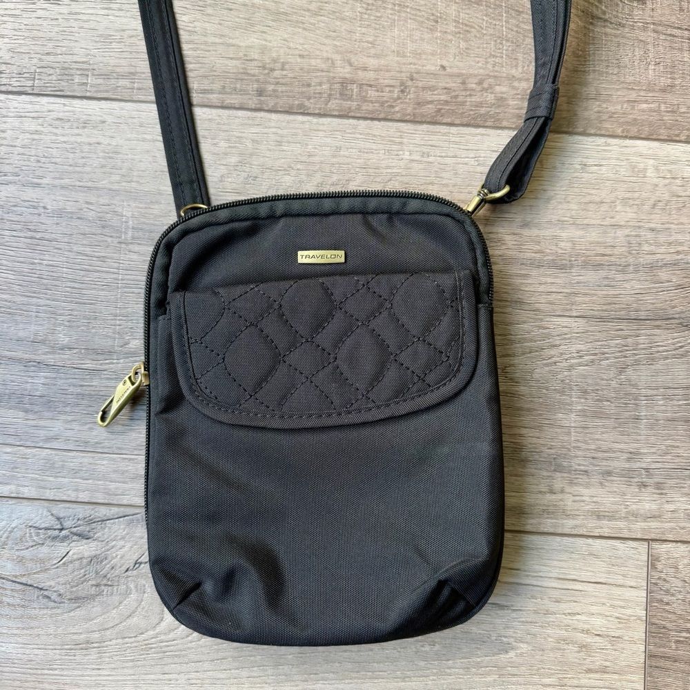 Travelon Safety Travel Purse Crossbody Lightweight Nylon Adjustable Vacation